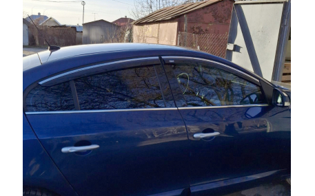 Дефлекторы окон Renault Fluence
