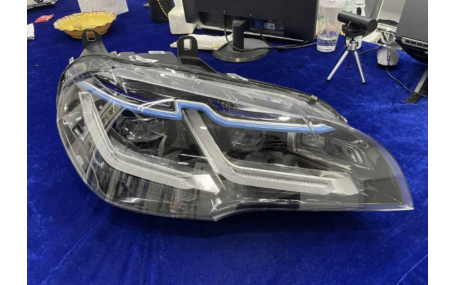 Фары передние BMW X5 E70