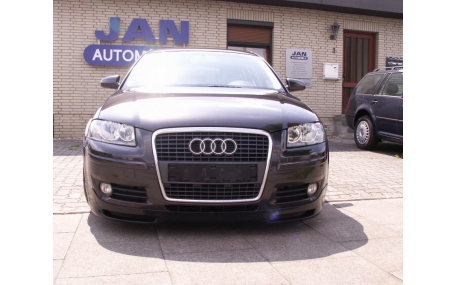 Накладка передняя Audi A3 8P 2005-2008
