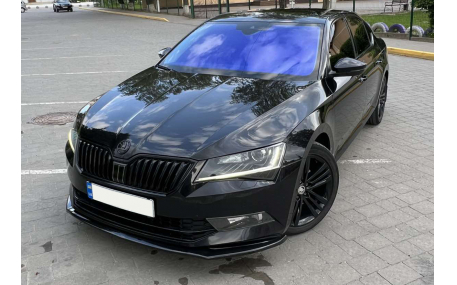 Накладка передняя Skoda Superb 2015-2019