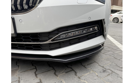 Накладка передняя Skoda Superb 2015-2019