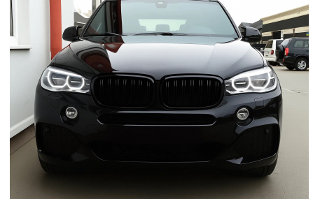 Решетка радиатора BMW X5 (E70)