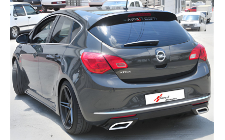 Накладка задняя Opel Astra J