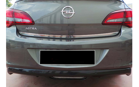Накладка задняя Opel Astra J