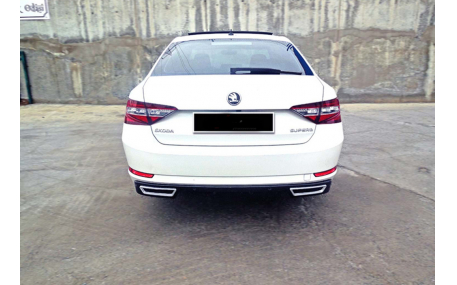 Накладка задняя Skoda Superb 2015-2019