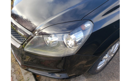 Ресницы Opel Zafira B