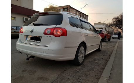 Накладка задняя Volkswagen Passat B6