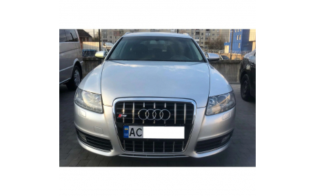 Решетка радиатора AUDI A6 C6