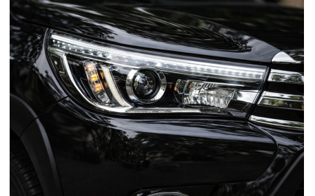 Фары передние Toyota Hilux 2015-2020