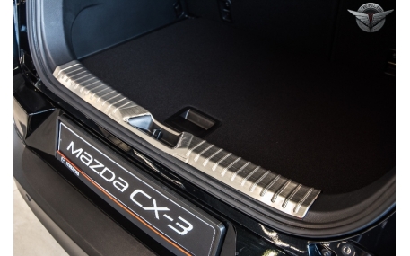 Накладка на задний бампер Mazda CX-3