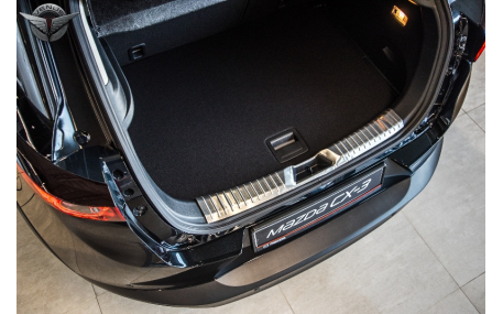 Накладка на задний бампер Mazda CX-3