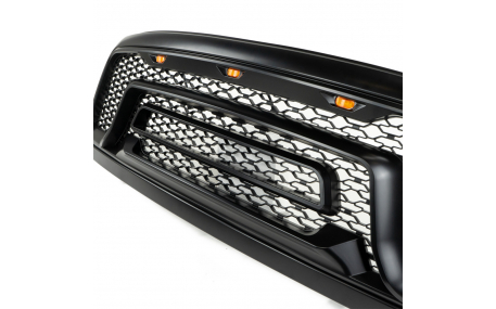 Решетка радиатора Dodge RAM