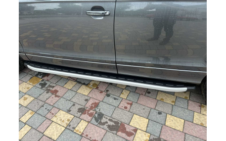 Подножки AUDI Q7