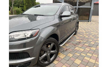 Подножки AUDI Q7