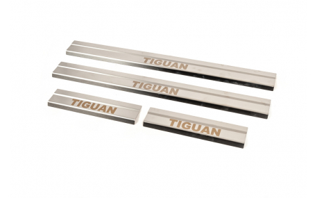 Накладки на пороги Volkswagen Tiguan