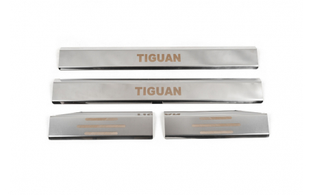 Накладки на пороги Volkswagen Tiguan