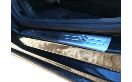 Накладки на пороги Citroen C4