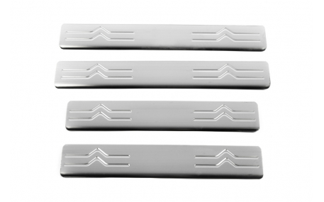 Накладки на пороги Citroen C4