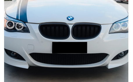 Решетка радиатора BMW 5 (E60)