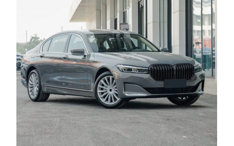 Решетка радиатора BMW 7 (G11) 2019-2022