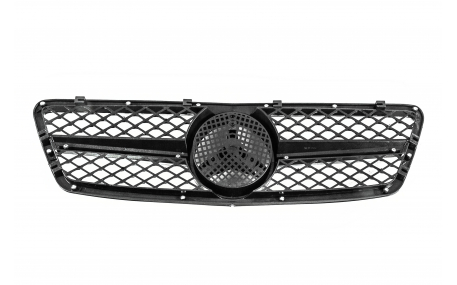 Решетка радиатора Mercedes C-class W203