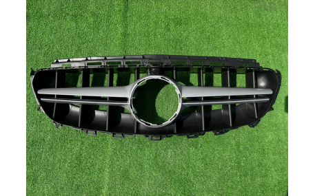 Решетка радиатора Mercedes E-class W213 2016-2020