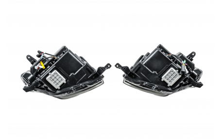 Фары передние Mitsubishi Pajero Wagon 4