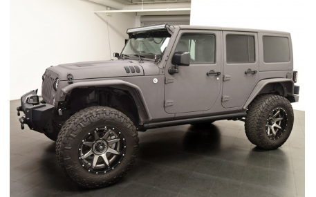 Капот Jeep Wrangler