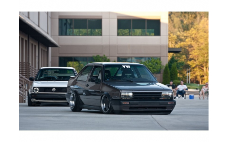 Решетка радиатора Volkswagen Jetta