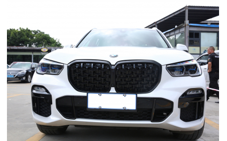 Решетка радиатора BMW X5 G05 2019-2023