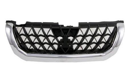 Решетка радиатора Mitsubishi Pajero Sport