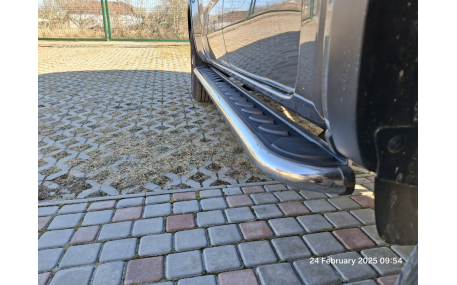 Подножки Volkswagen Amarok