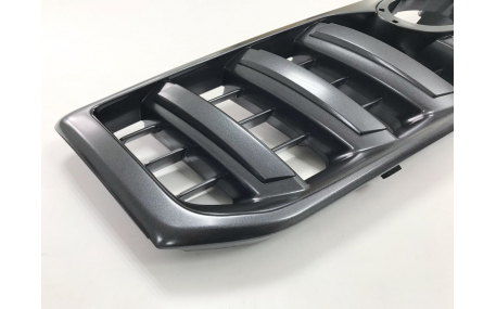 Решетка радиатора Toyota Land Cruiser Prado 120