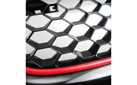 Решетка радиатора Volkswagen Golf 5