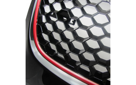 Решетка радиатора Volkswagen Golf 5