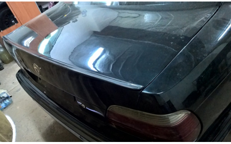 Спойлер BMW E38