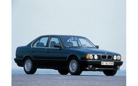 Накладка передняя BMW E34