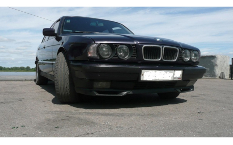 Накладка передняя BMW E34