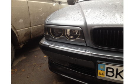 Ресницы BMW E38