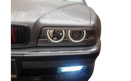 Ресницы BMW E38