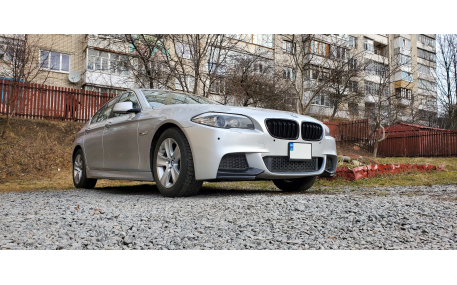 Накладка передняя BMW 5 (F10)