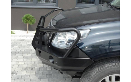 Бампер передний Toyota Land Cruiser Prado 150