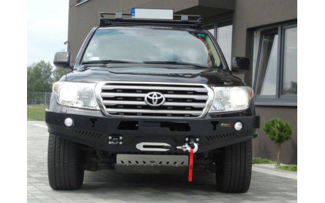 Бампер передний Toyota Land Cruiser 200