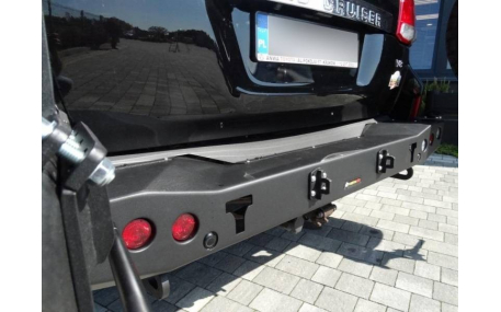 Бампер задний Toyota Land Cruiser 200