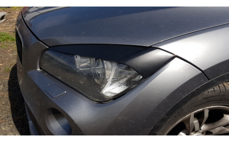 Ресницы BMW X1 E84 2009-2012