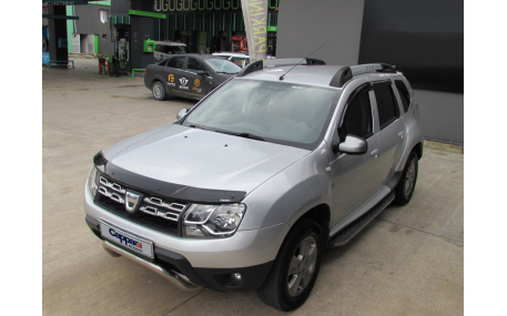 Дефлектор капота Renault Duster