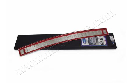 Накладка на задний бампер Renault Duster