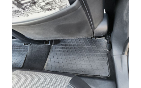 Коврики в салон Toyota Auris