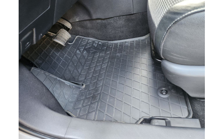 Коврики в салон Toyota Auris