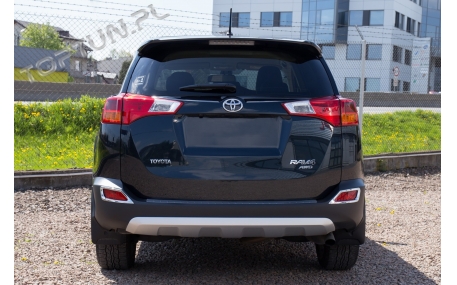 Накладка на задний бампер Toyota RAV4 2012-2015